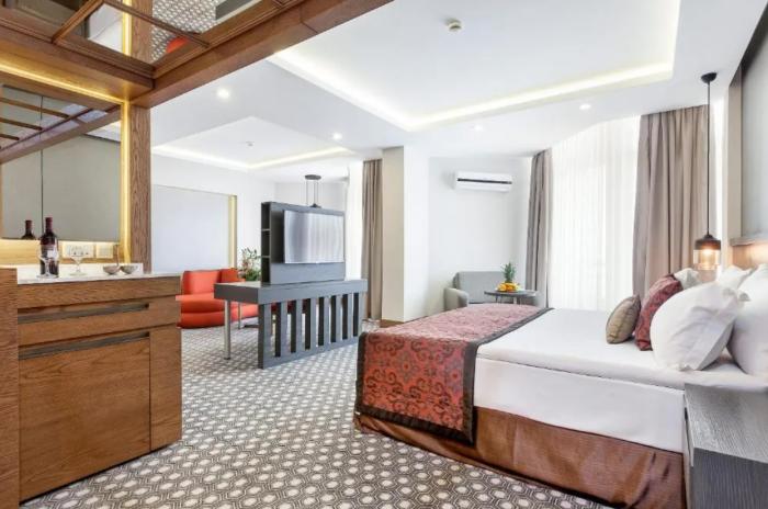 Salamis Bay Conti Resort Hotel & Casino Αμμόχωστος Δωμάτιο φωτογραφία Suite