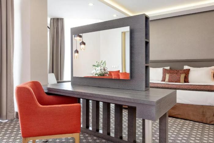 Salamis Bay Conti Resort Hotel & Casino Αμμόχωστος Δωμάτιο φωτογραφία A room at the hotel