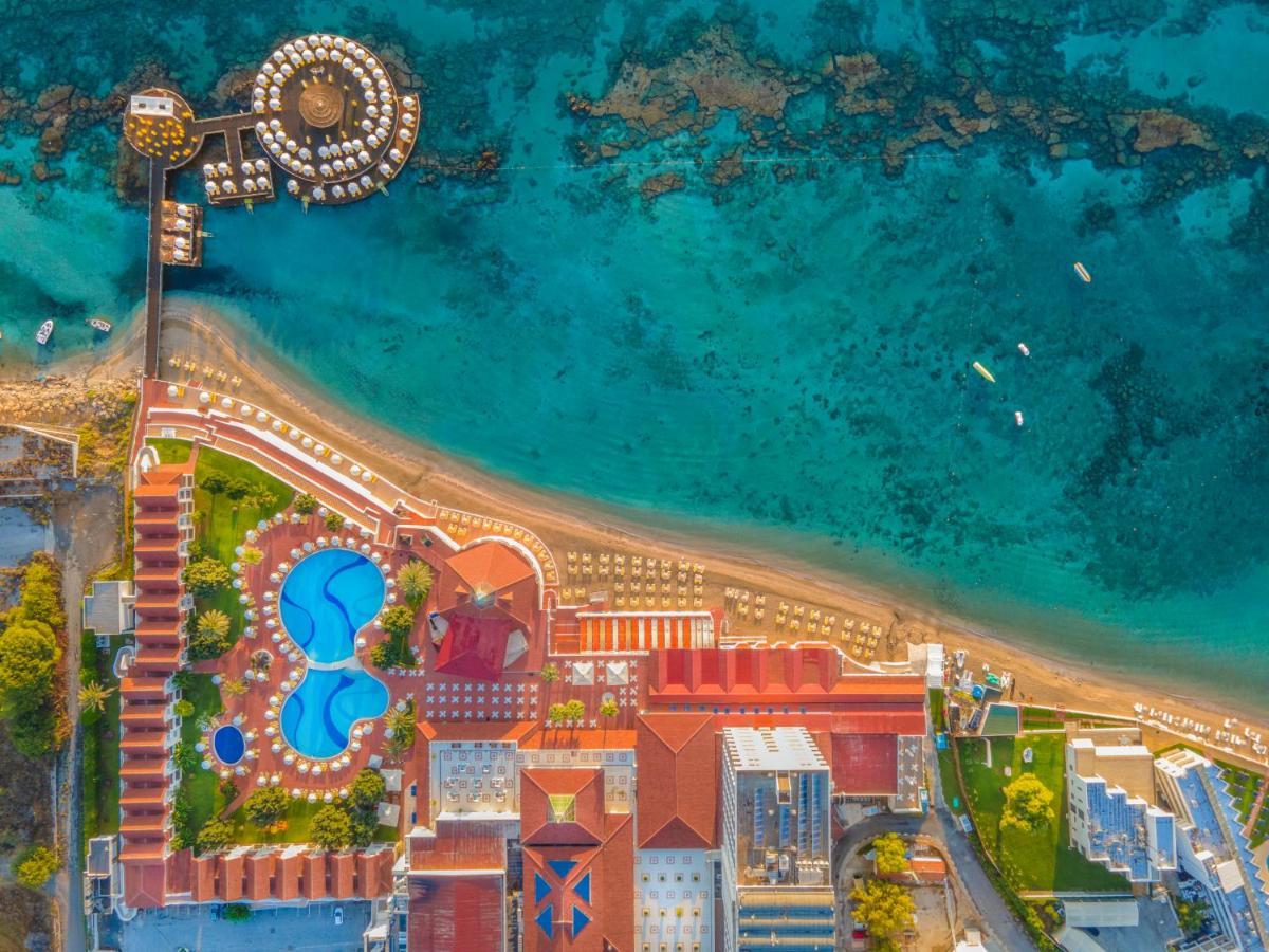 Salamis Bay Conti Resort Hotel & Casino Αμμόχωστος Εξωτερικό φωτογραφία Aerial view of the resort