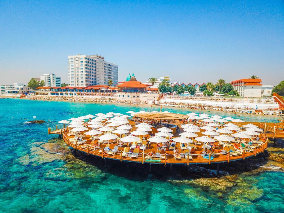 Salamis Bay Conti Resort Hotel & Casino Αμμόχωστος Εξωτερικό φωτογραφία The pier at Nissi Beach